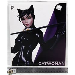 DC COMICS SUPER HEROES 6.25"H CATWOMAN FIGURE