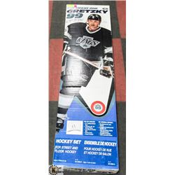 THE GREAT ONE GRETZKY HOCKEY SET