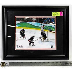 COLLECTIBLE 2010 SIDNEY CROSBY OLYMPIC WINNING