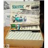 Image 1 : SCALEXTRIC RACING SLOT SET WITH 2 CARS,