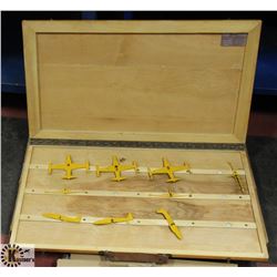 VINTAGE RCAF PLANE RECOGNITION SET (ONE SEALED)