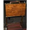 Image 1 : VINTAGE TV TRAY SET