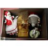Image 1 : BOX OF ASSORTED ORNAMENTS