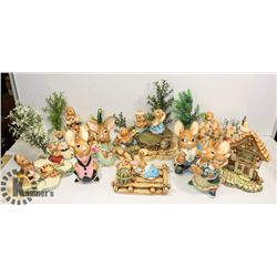 SHELF 4) LARGE LOT OF ASSORTED PENDELFIN ORNAMENTS