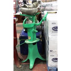 ANTIQUE GREEN METAL CREAM SEPARATOR