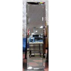 LARGE STAND-ALONE OR WALL MOUNT