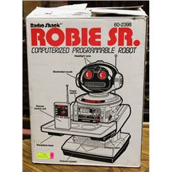 RADIO SHACK ROBIE SR. PROGRAMMABLE ROBOT COMPLETE.