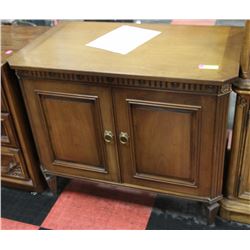 WOOD TONE 2 DOOR END TABLE, 36.5"X22"X31".