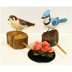 PAIR OF WOOD CARVED HAND PAINTED BIRDS