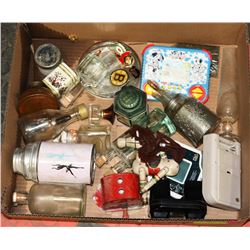 FLAT OF ASSORTED VINTAGE ITEMS