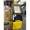 Image 3 : BRADBURY DOCKMASTER 3.5 TON CAR HOIST (3 PHASE)
