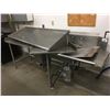 Image 1 : 8' STAINLESS STEEL COUNTER WITH SINK AND GARBURATOR