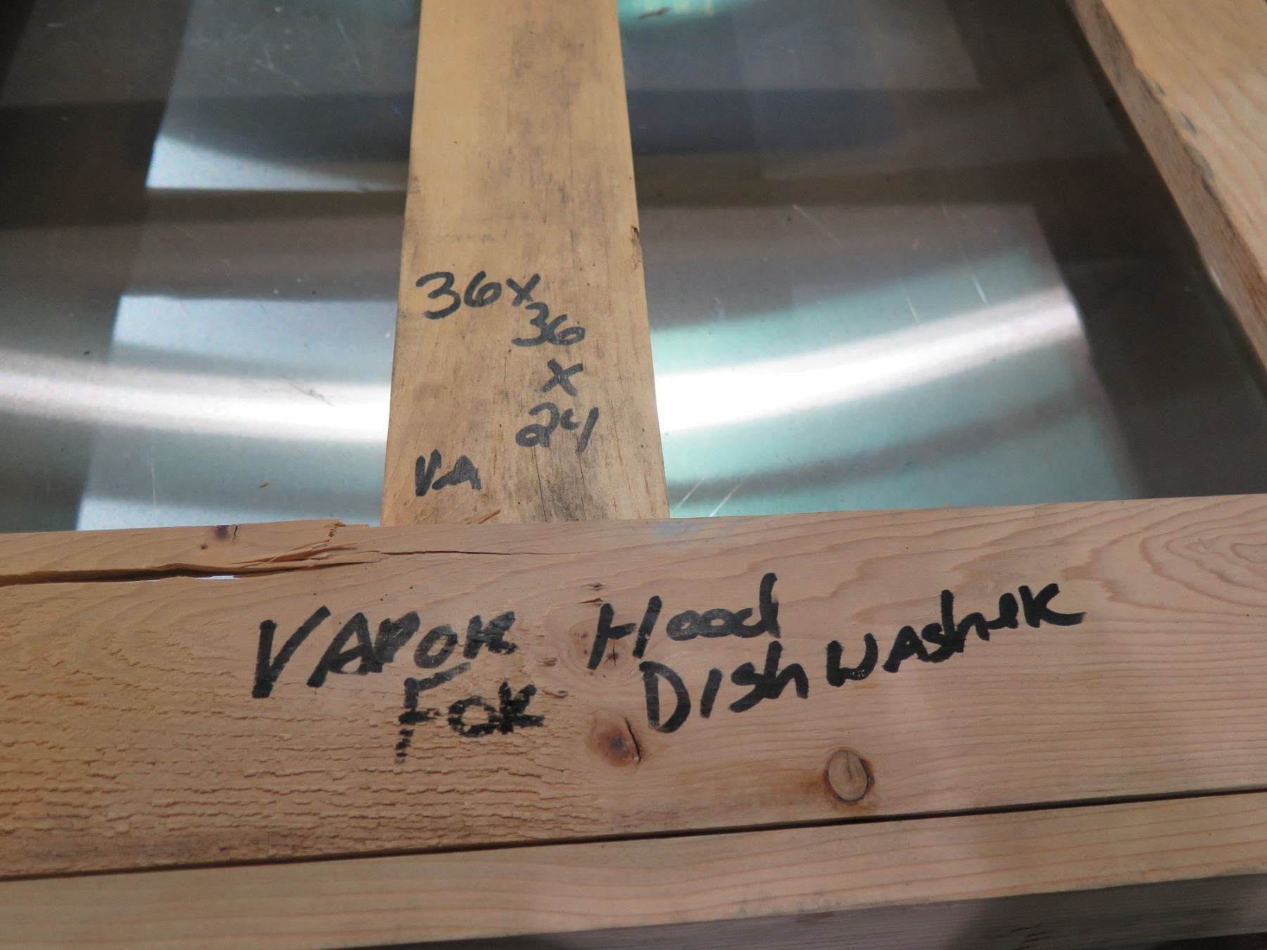 Vapor Hood For Dishwasher In Crate 36 X 36 X 24 Oahu