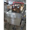 Image 8 : General Foods USA WMF2000 3-Hopper Coffee Maker