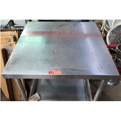 Square Stainless Steel Work Prep Table w/ Undershelf