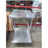 Image 3 : Square Stainless Steel Work Prep Table w/ Undershelf