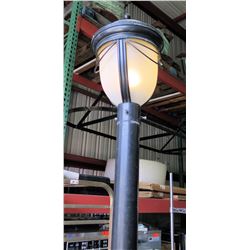 Black Metal Freestanding Rolling Lamp Post w/ Light