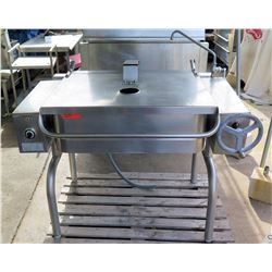 30-Gallon Stainless Steel Electric Tilt Skillet