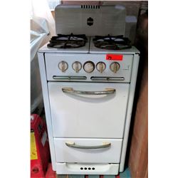 Wedgewood Vintage 4-Burner Gas Range, Oven & Drawer