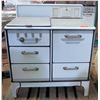 Image 1 : Marlboro Universal Vintage Covered 4-Burner Natural Gas Stove & Oven
