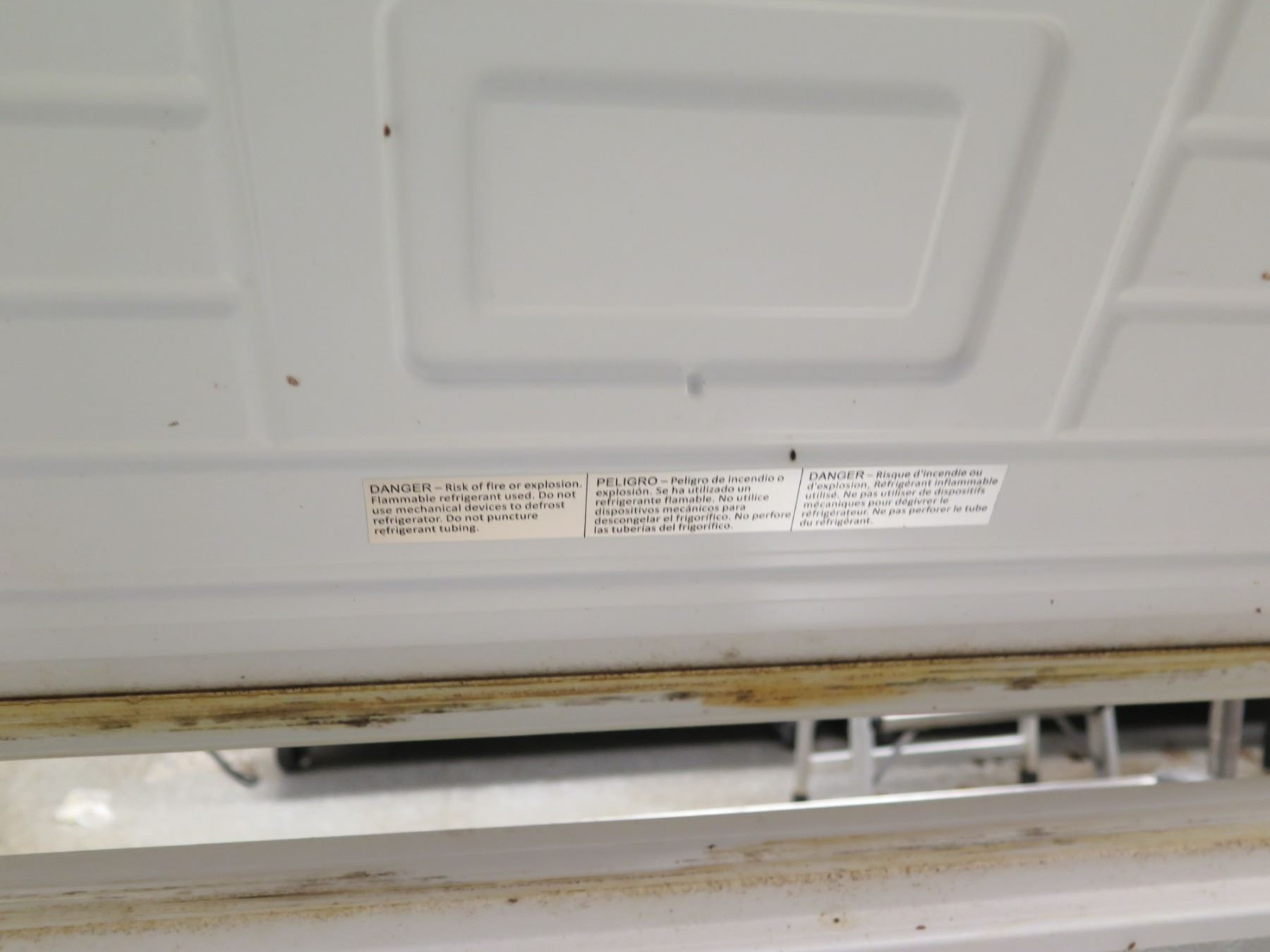 Frigidaire Top Loading Freezer Unit 37