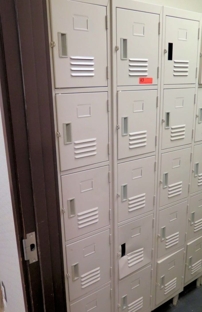 Metal Locker Unit w/ 15 Individual Locking Compartments (3 vertical ...