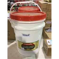 Mezzatta Golden Greek Peperoncini5 gal pail