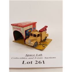 Lesney Tow Truck & Gas Station