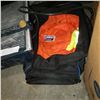 Image 2 : TILE SAW, BOWLING BALL, DVD CASES