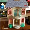 Image 1 : VINTAGE FISHER PRICE DOLL HOUSE