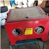 Image 4 : RED SANDBLASTING CHAMBER