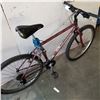 Image 3 : RED DIAMOND BACK BIKE