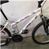 Image 2 : WHITE SPORTEK BIKE