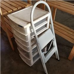 2 STEP LADDER AND ORGANIZER