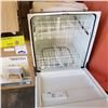 Image 2 : FRIDGIDAIRE BUILT-IN DISHWASHER MODEL FFBD2507S0B - WORKING