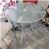 Image 2 : BAR HEIGHT PATIO TABLE AND 2 CHAIRS