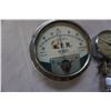 Image 2 : BOAT GAUGE AND TEMPERATURE GAUGE