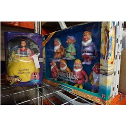 SNOW WHITE AND 7 DWARVES DOLLS DISNEY IN BOX