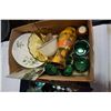 Image 2 : BOX OF ENGLISH PLATES, GERMAN VASE, AND COLLECTIBLES