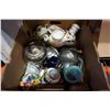Image 1 : BOX OF ESTATE COLLECTIBLES W/ ROYAL ALBERT ETC