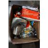 Image 3 : 2 BOXES OF BLENDERS, COFFEE MAKER, AND VINTAGE KIDS TOYS