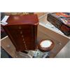 Image 1 : 2 JEWELLERY BOXES - 1 MUSICAL