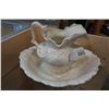 Image 1 : PORCELAIN JUG AND BOWL