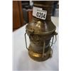 Image 2 : BRASS LANTERN