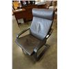 Image 2 : BROWN BENTWOOD CHAIR