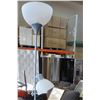 Image 2 : GREY FLOOR LAMP W/ ADJUSTABLE READING LAMP