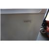 Image 2 : WHITE SANYO BAR FRIDGE W/ FREEZER GUARENTEED WORKS