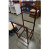 Image 2 : WOOD BUTLERS STAND