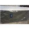 Image 2 : QUEENSIZE CASPER DELUXE MATTRESS