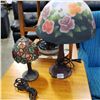 Image 1 : PAINTED SHADE TABLE LAMP AND LEADED GLASS SHADE TABLE LAMP